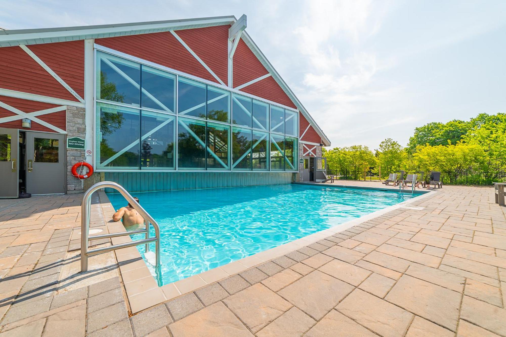 Horseshoe Valley Suites - The Aurora Shanty Bay Exterior foto