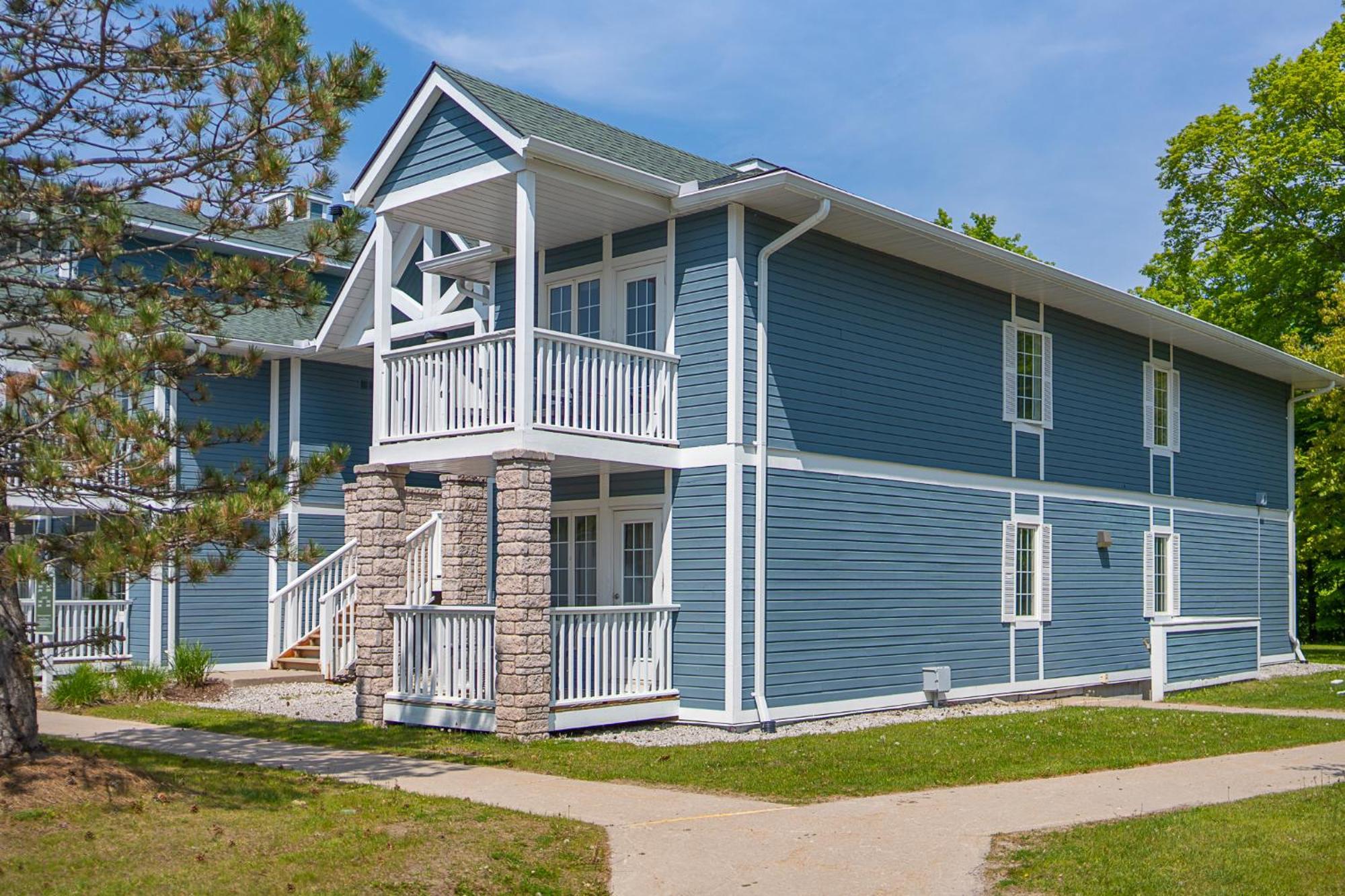 Horseshoe Valley Suites - The Aurora Shanty Bay Exterior foto